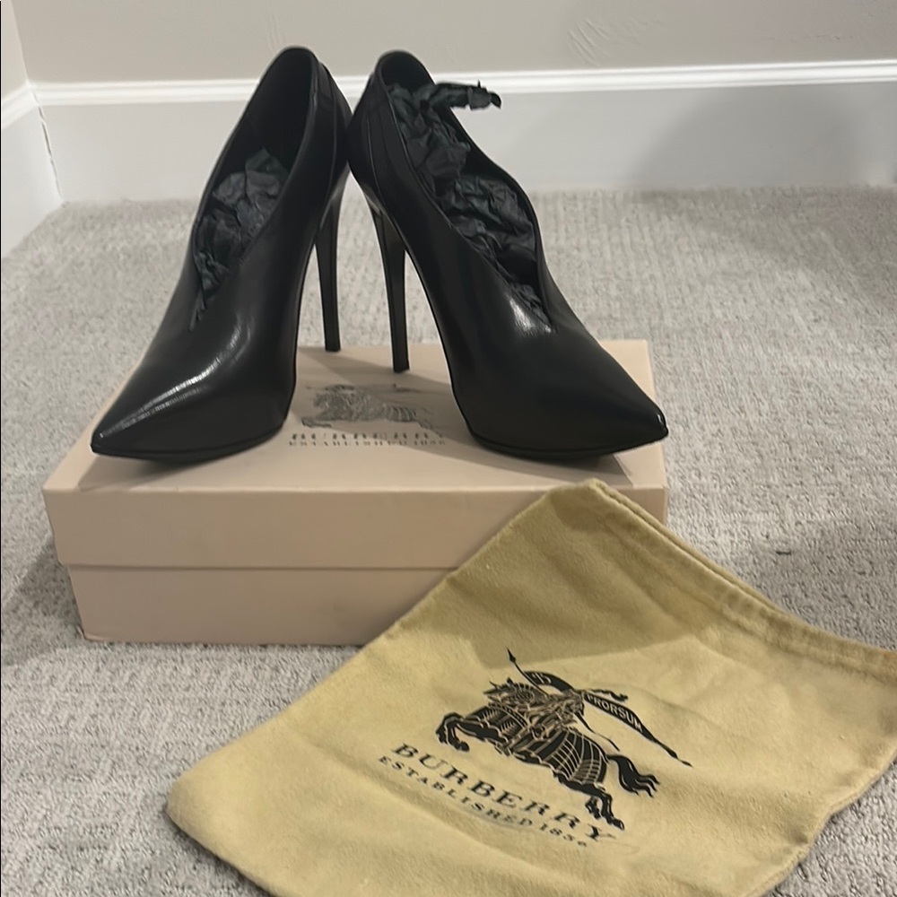 Burberry Motorcycle High Cut Platform Pump/Heel/Stiletto black leather